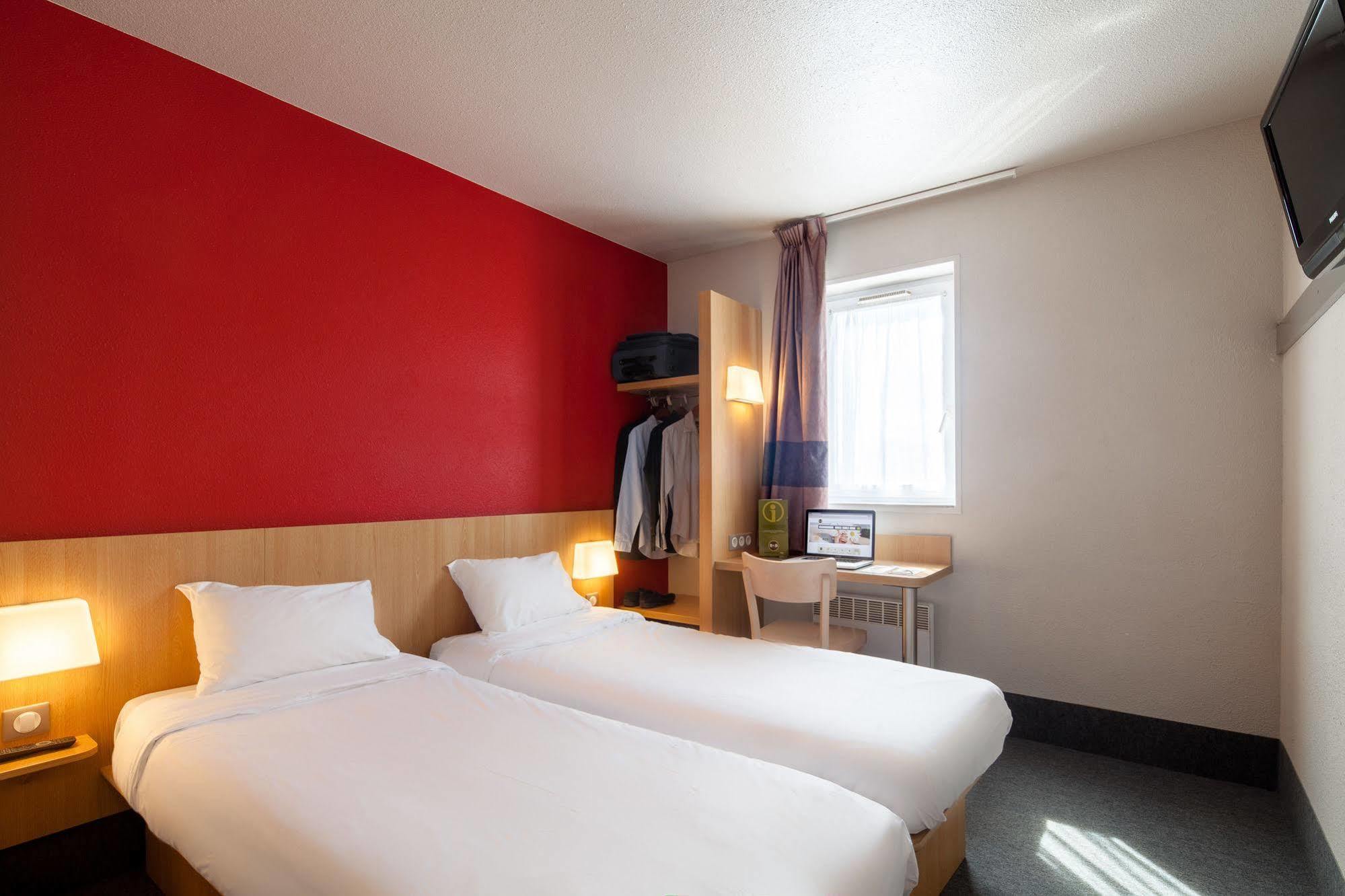 B&B Hotel Maurepas Eksteriør billede